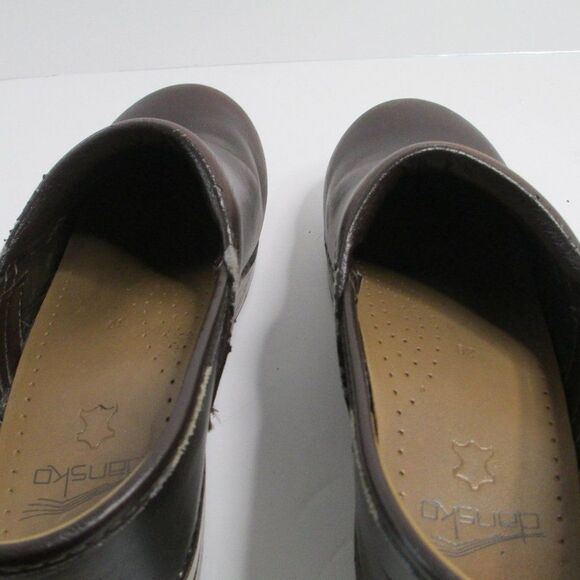 Dansko Brown Leather Professional Comfort Slip-On Clog Size EUR 39 US 8.5 - Picture 4 of 16